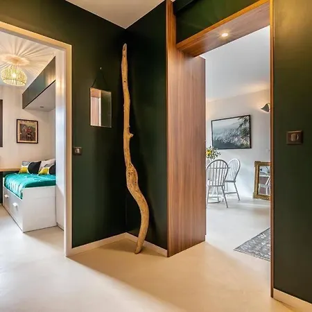 T3 Centre Proche Avec Parking Privatif Apartament *