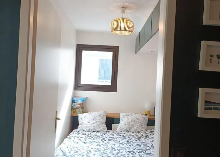 T3 Centre Proche Avec Parking Privatif Apartmán